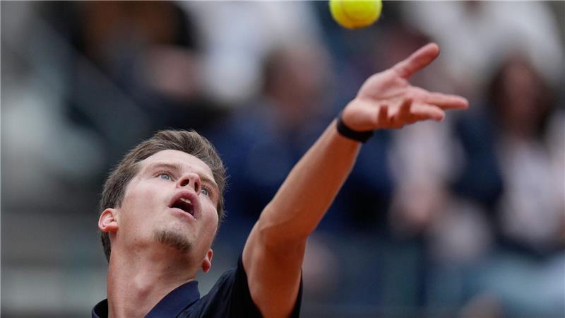 Zverev rauscht mit überzeugendem Auftritt ins Achtelfinale Der Belgier Alexander Blockx musste anerkennen, dass Alexander Zverev zu stark für ihn war.