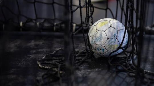 Der Bergische HC zweifelt die Lizenzentscheidung für den HSV Hamburg an.