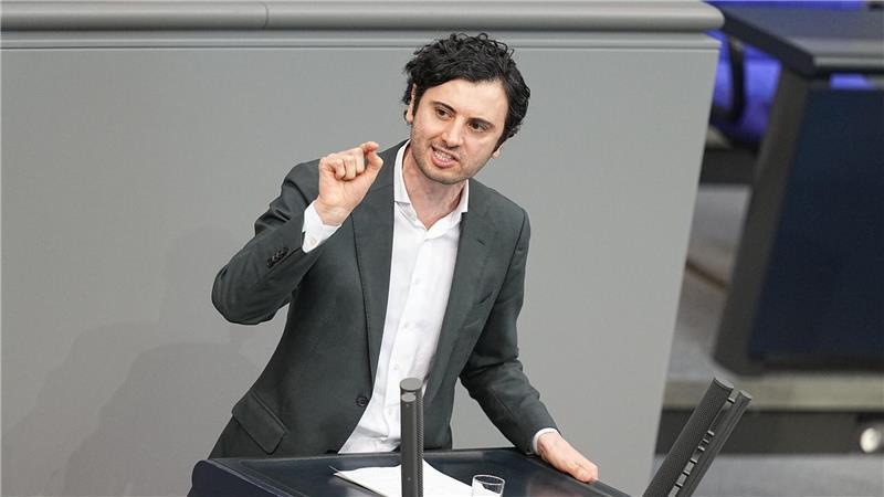 Der Berliner SPD-Bundestagsabgeordnete, Hakan Demir, sieht in der SPD-Fraktion keine Bereitschaft, weitere Teile der Reform des Staatsangehörigkeitsrechts von 2024 rückabzuwickeln. (Archivbild)