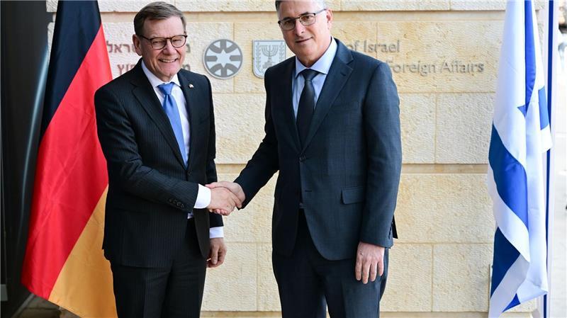 Der Besuch war zuvor streng geheim gehalten worden. 