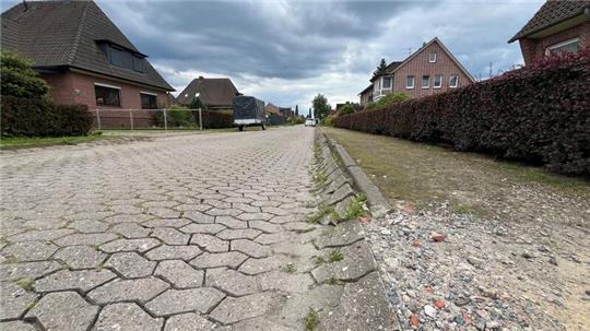 Der Blick in die Gartenstraße in Jork.
