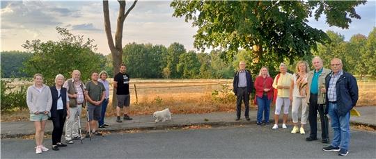 Der Blick ins Auetal soll unverbaut bleiben: Anwohner lehnen eine Wohnbebauung jenseits des Gußberg-Wendehammers ab. Foto: Lohmann