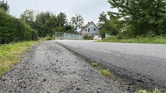 Der Borsteler Weg ist eine Anliegerstraße. Die Sanierung könnte voraussichtlich 2027 starten und würde gut 647.000 Euro kosten.