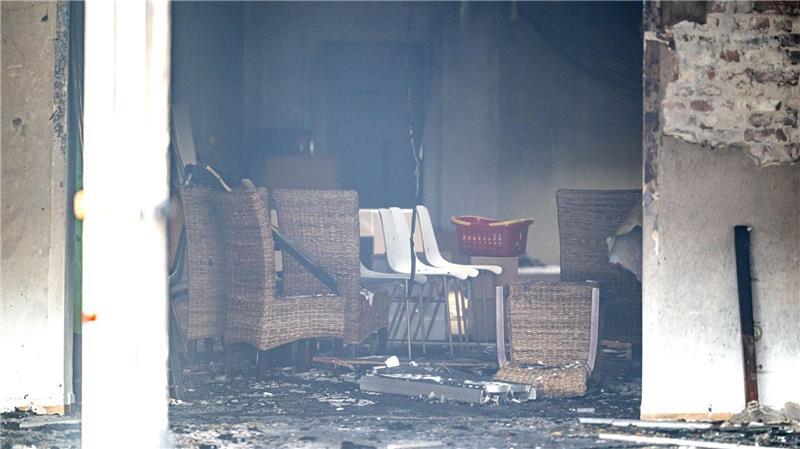 Der Brand brach in einem Wohn- und Geschäftshaus in der Innenstadt von Wilhelmshaven aus (Archivbild)