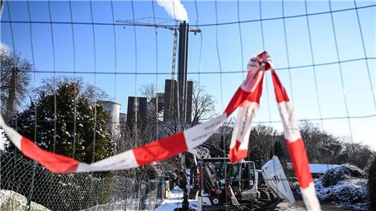 Der Brandanschlag auf die Stromversorgung in Berlin mitten im Winter hat gezeigt, welche Auswirkungen Angriffe auf die Infrastruktur haben können. (Symbolbild)