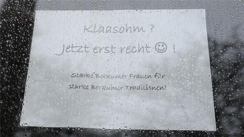 Der Brauch Klaasohm wird auf der Nordseeinsel bereits seit Generationen gefeiert. 