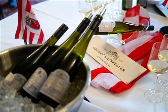 Der Bremer Senatswein Jahrgang 2022 wird vorgestellt.
