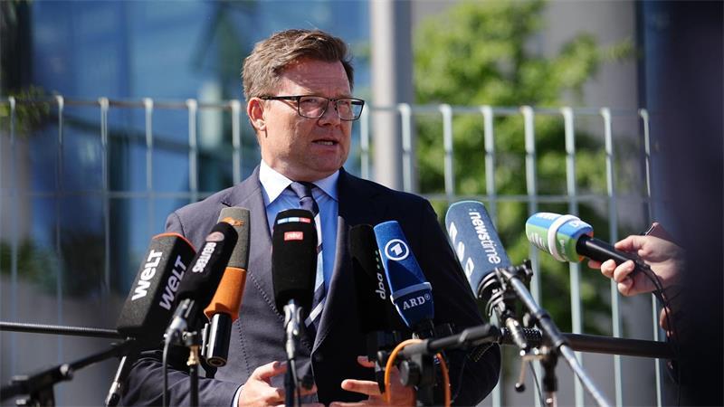 Der Bund soll einfacher Geld ausgeben dürfen für den Schutz vor zunehmender Hitze, sagt Carsten Schneider.