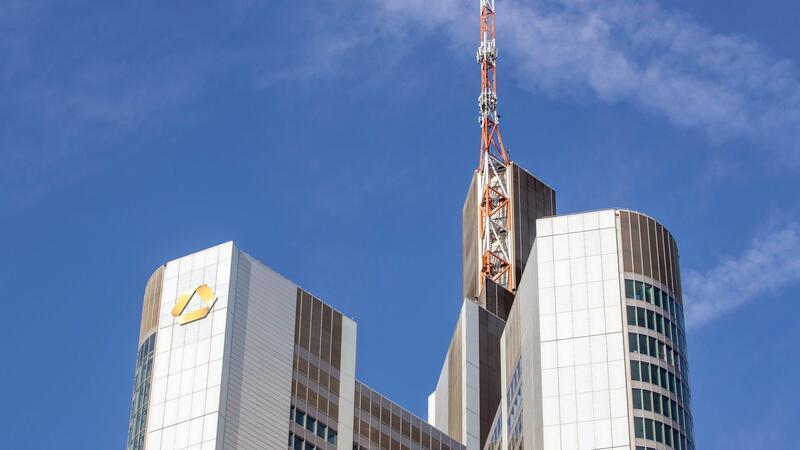 Bund verkauft Commerzbank-Anteile - doch zu welchem Preis? Der Bund will die Beteiligung an der Commerzbank senken. (Archivbild)