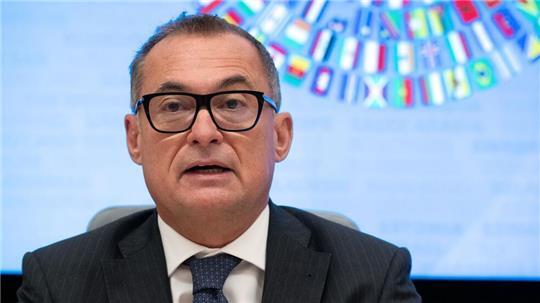 Der Bundesbankchef plädiert für Umsicht bei kommenden Zinssenkungen. 