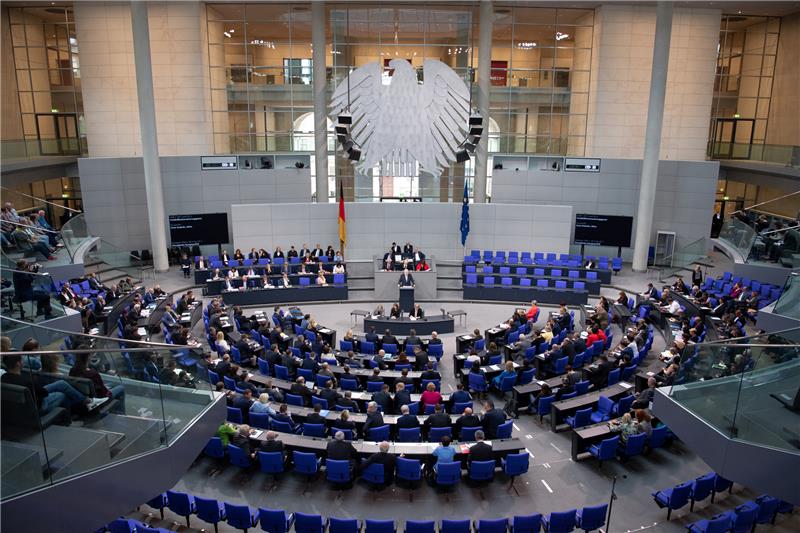 Der Bundestag Foto: Ralf Hirschberger/dpa