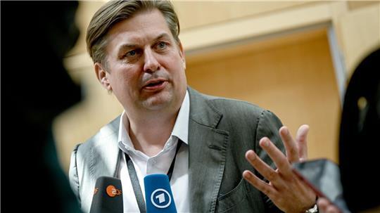 Der Bundestag hat Durchsuchungen beim AfD-Abgeordneten Krah genehmigt (Archivbild).