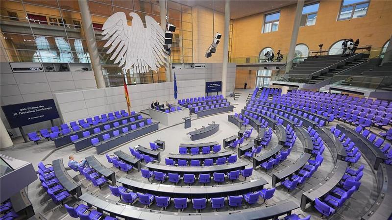 Bundestag in Standby-Modus - AfD, BSW und Linke protestieren Der Bundestag legt nach dem Ampel-Aus eine Pause ein.