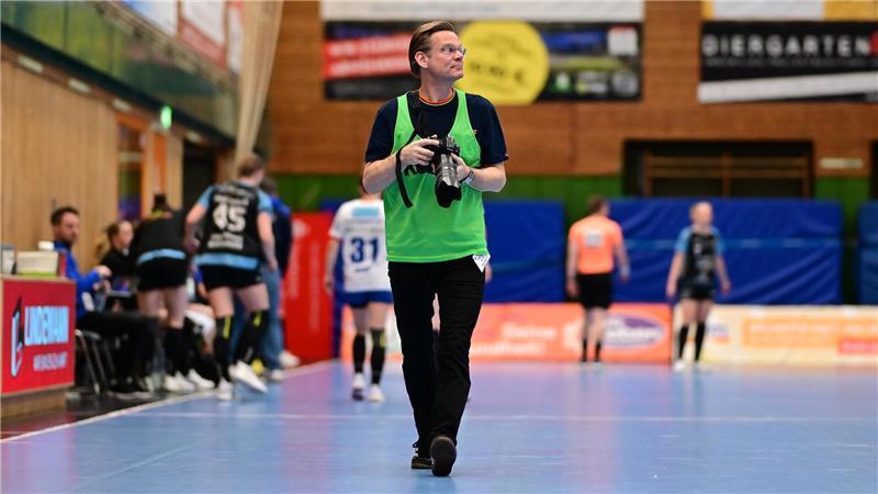 Au Backe! Die Halle Nord aus ungewohnter Perspektive Der Buxtehuder Fotograf Jan Iso Jürgens.