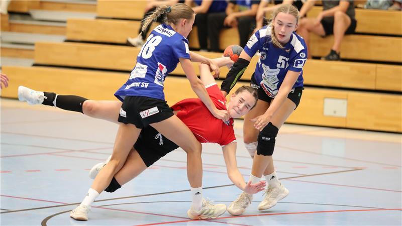 Mohr-Sports-Cup: Gastgeber JSG schafft Historisches Der Buxtehuder SV hat im Finale gegen den Handewitter SV keine Chance.