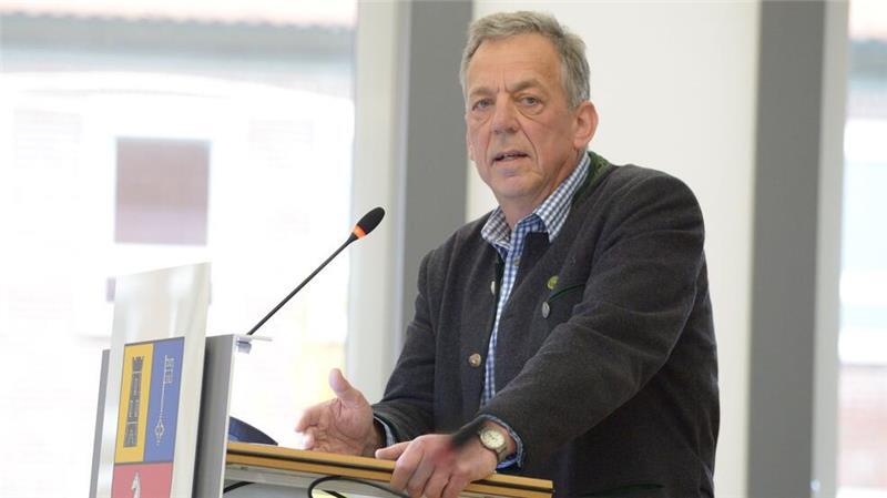 „Politischer Skandal“: Starkes Signal für die Elbe Kliniken Der CDU-Fraktionsvorsitzende Helmut Dammann-Tamke kritisiert die Landesregierung. Sie lasse die Kommunen alleine und baue Rücklagen von über einer Milliarde Euro auf.