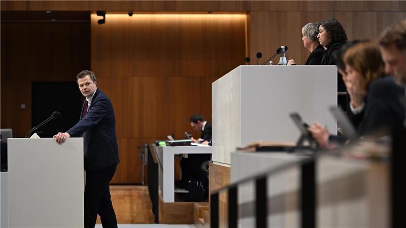 Der CDU-Politiker Christian Fühner lehnt die Tablets als teures Wahlkampfgeschenk ab. (Archivbild)