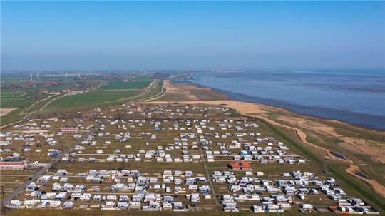 Der Campingplatz Hooksiel liegt direkt an der Nordsee. (Archivbild)