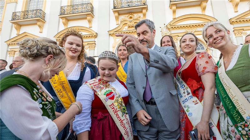 Bilder des Tages Der Chef sagt, wo es langgeht.