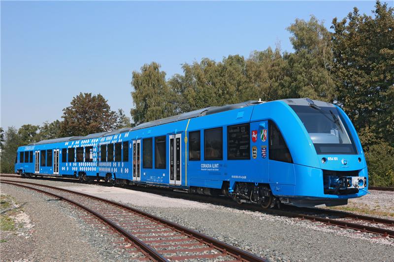 Der Coradia iLint ist der erste mit Brennstoffzellen betriebene Zug für den Nahverkehr.