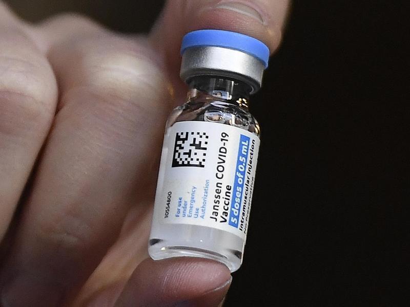 Johnson und Johnson: Niedersachsen ändert Booster-Regelung – Was jetzt gilt Der Corona-Impfstoff des US-Pharmakonzerns Johnson & Johnson muss nur einmal verabreicht werden. Foto: Jessica Hill/FR125654 AP/dpa