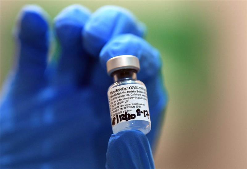 Der Corona-Impfstoff wird direkt nach der Zulassung nicht allen Menschen in Niedersachsen zur Verfügung stehen. Foto: Victoria Jones/PA Wire/dpa