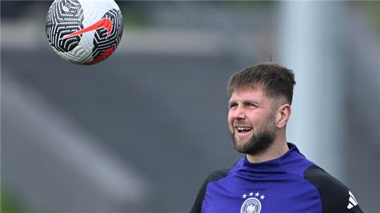 Der DFB wechselt ab 2027 den Ausrüster: Von Adidas geht es dann zu Nike.
