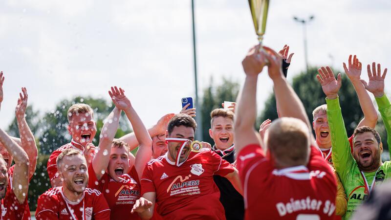 Sehnsucht Kreispokal-Sieg - Die Endspiele können sich sehen lassen Der Deinster SV kann seinen Titel verteidigen und würde so die perfekte Saison abschließen. Die Meisterschaft in der Kreisliga hat die Mannschaft schon gefeiert.