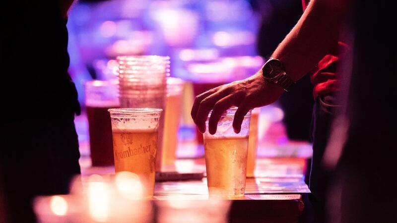Das Bier läuft nicht mehr - Brauereien in der Zange Der Deutsche Brauer-Bund spricht von einem „rabenschwarzen Jahr für die deutsche Brauwirtschaft“.