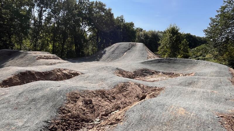 Der Dirtpark Stade kann ab sofort befahren werden.