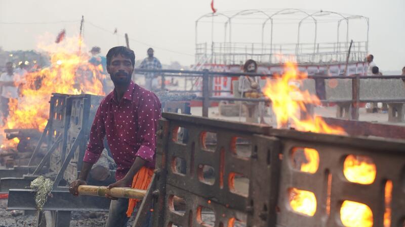 Der Dom Bhalu Chaudhary hofft, dass sein Sohn mal einer anderen Arbeit nachgehen kann.
