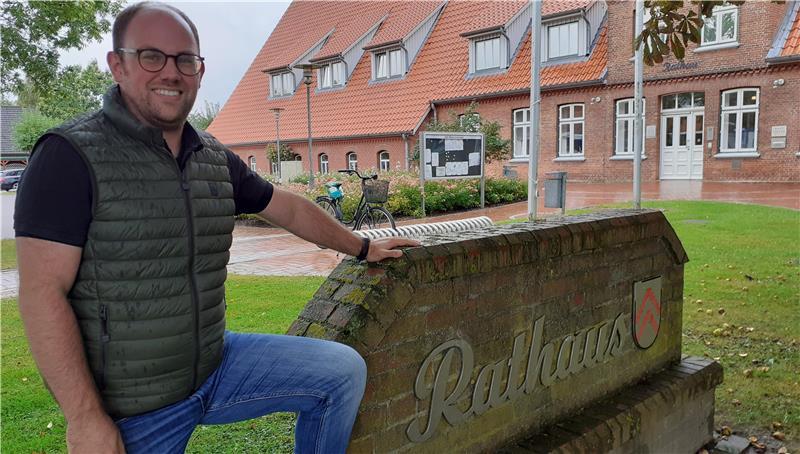 Der Drochterser Ordnungs- und Sozialamtsleiter Gerrit Witt wechselt zum Landkreis Stade.