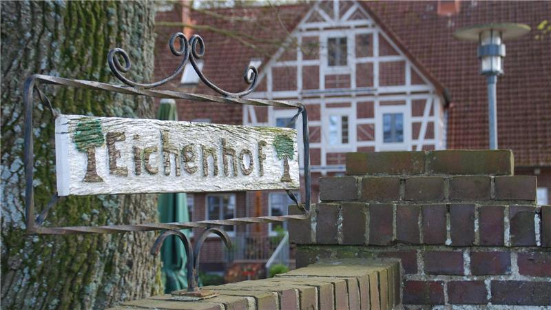 Vom Bauernhof zum Ferienhof: Was die Sauensieker auf Hof Heimberg planen Der Eichenhof war früher ein Betrieb für Schweinemast.