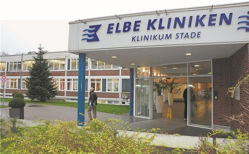 Der Eingang des Elbe Klinikums Stade. Foto: Stephan