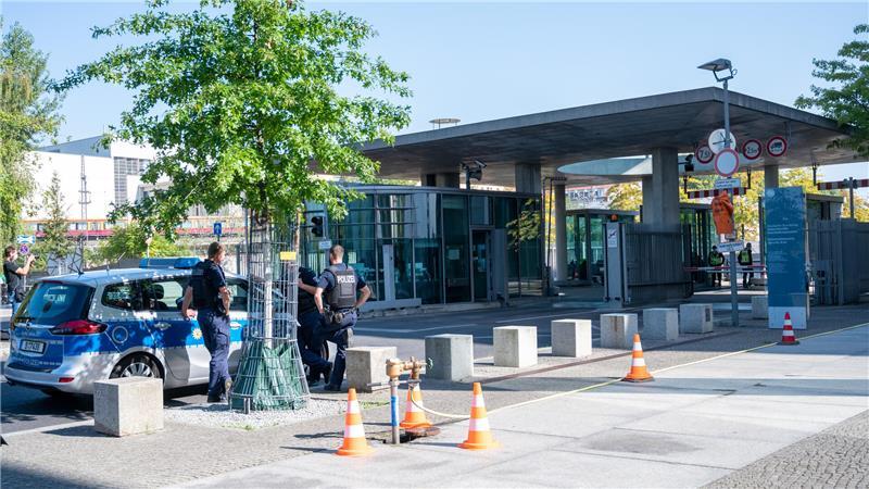 Der Eingang zur Tiefgarage des Bundestagsgebäudes vor dem Marie-Elisabeth-Lüders-Haus. Das Foto ist von 2020.