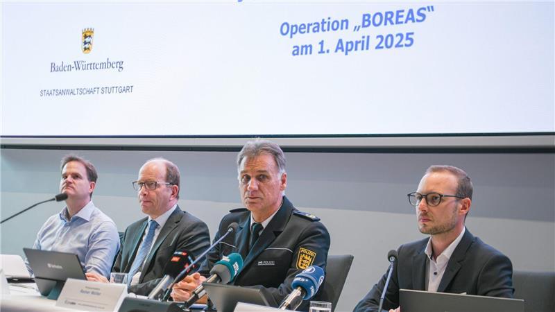 Mafia-Razzia im Morgengrauen - auch Polizist festgenommen Der Einsatz hatte den Namen „Operation Boreas“.