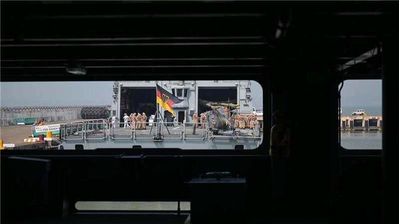 Internationale Konflikte und Trump beschäftigen Schifffahrt Der Einsatzgruppenversorger „Frankfurt am Main“ durchquerte trotz chinesischer Warnung die Straße von Taiwan. (Archivbild)