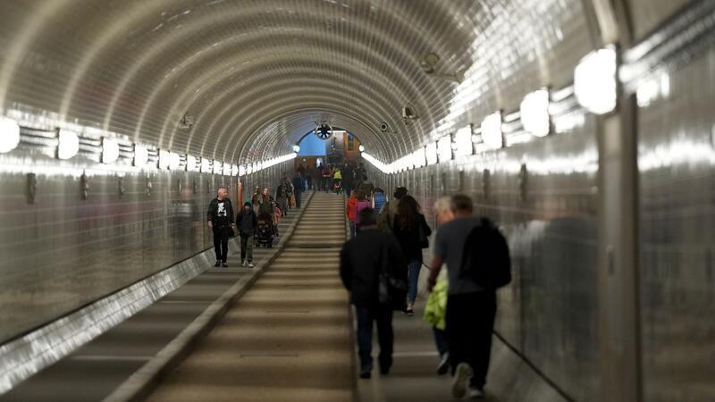 Der Elbtunnel wird für fünf Tage gesperrt (Symbolbild).