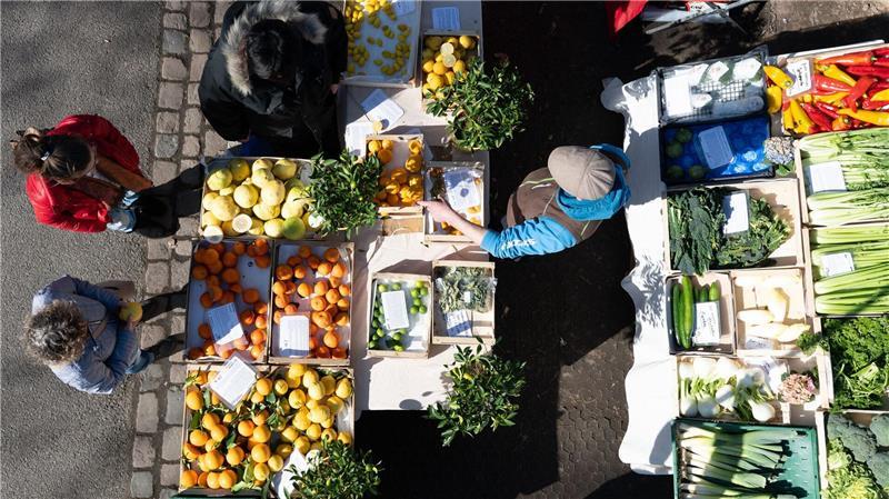 Der Energiepreisschock könnte die Preise für Lebensmittel erneut steigen lassen (Archivbild)