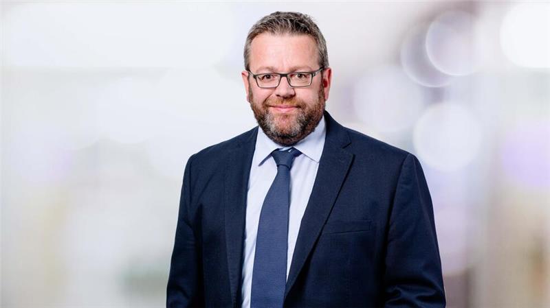 Wie sicher sind die großen Feste in Buxtehude vor Anschlägen? Der Erste Buxtehuder Stadtrat Ralf Dessel.