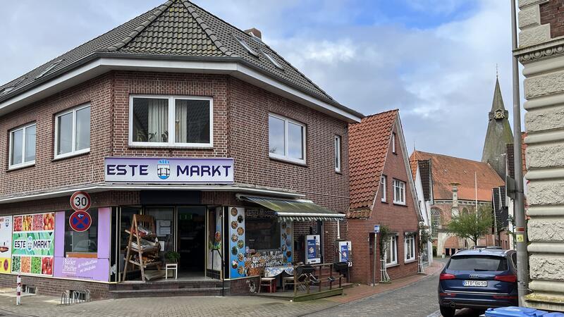 Jork will Lebensmittelmarkt in Estebrügge ansiedeln Der Este-Markt reicht zur Versorgung nicht aus, an der Este soll ein Vollsortimenter angesiedelt werden - an der Buxtehuder Straße.
