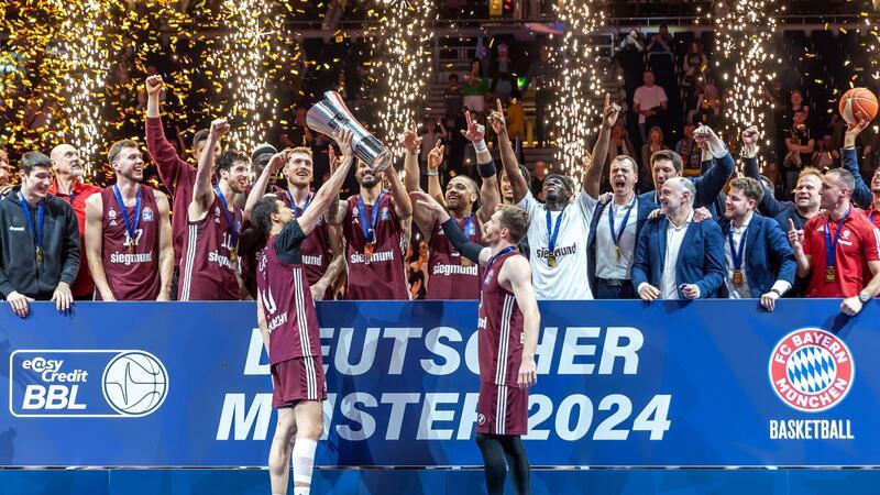 Der FC Bayern München gewann bei Alba Berlin und feierte die deutsche Meisterschaft.