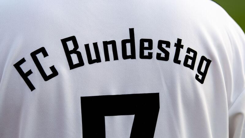 Der FC Bundestag ist die parteiübergreifende Fußballmannschaft im Deutschen Bundestag.