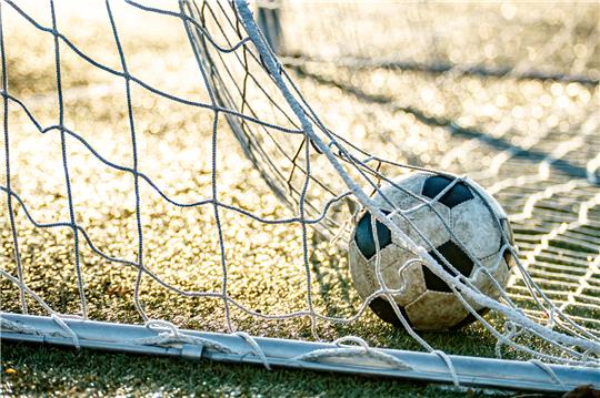 Der FC Este 2012 II war beim 1:4 in Meckelfeld schon zur Pause geschlagen (Symbolbild). Foto: Jörg Struwe/picselweb.de