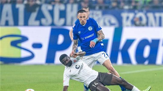 Der FC Schalke holt Darko Churlinov (oben) zurück.
