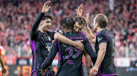 Der FC Bayern München fertigte den 1. FC Union Berlin in der Alten Försterei mit 5:1 ab.