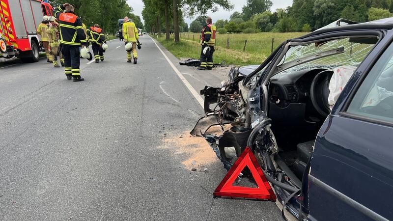 Der Fahrer des Golfs war in Richtung Schwingebrücke unterwegs, als er von der Straße abkam.
