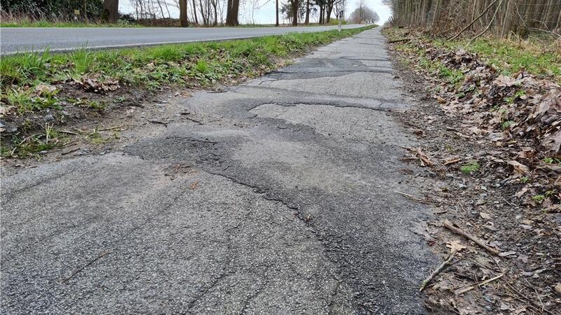 Vollsperrung: Maroder Radweg von Mulsum nach Fredenbeck wird saniert Der Fahrradweg zwischen Mulsum und Fredenbeck ist in einem schlechten Zustand.
