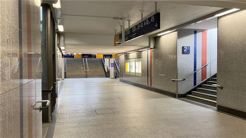 Der Fall ereignete sich im Juni 2024 im Gebäude des Hauptbahnhofs Kaiserslautern.