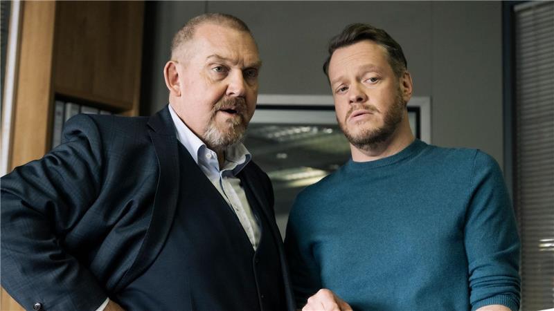Der Fall führt die „Tatort“-Kommissare Max Ballauf (Klaus J. Behrendt) und Freddy Schenk (Dietmar Bär) zum legendären „Colonius“-Turm. 